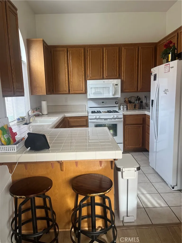 637 Torrey Pines Rd., Banning, California 92220 home-pic-6